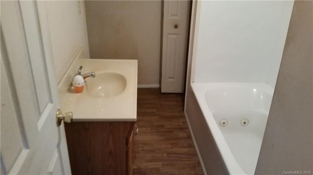 914 Allen Street - Photo 9