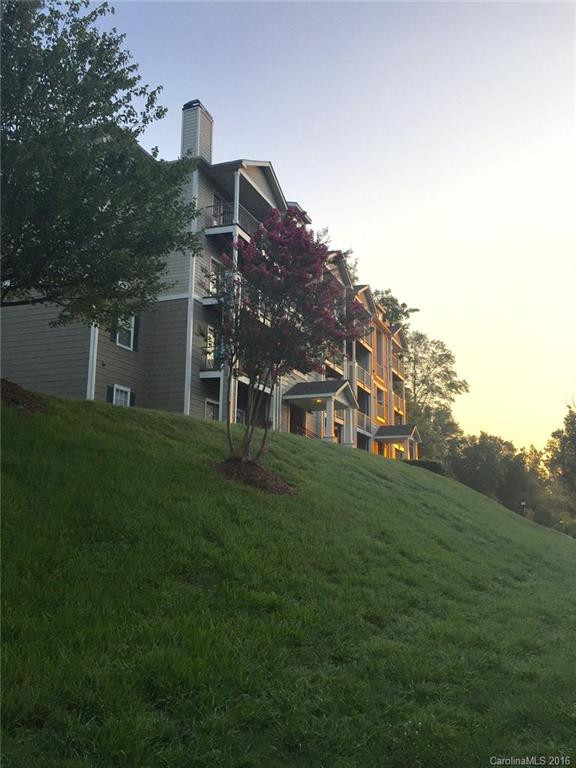 200 Vista Lake Drive #002