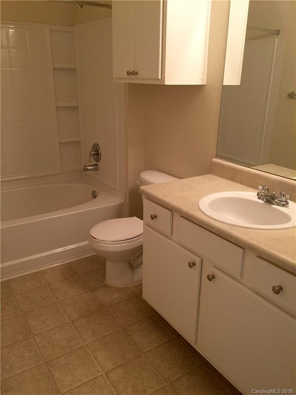 200 Vista Lake Drive #002 - Photo 3