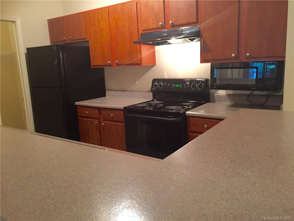 200 Vista Lake Drive #002 - Photo 5