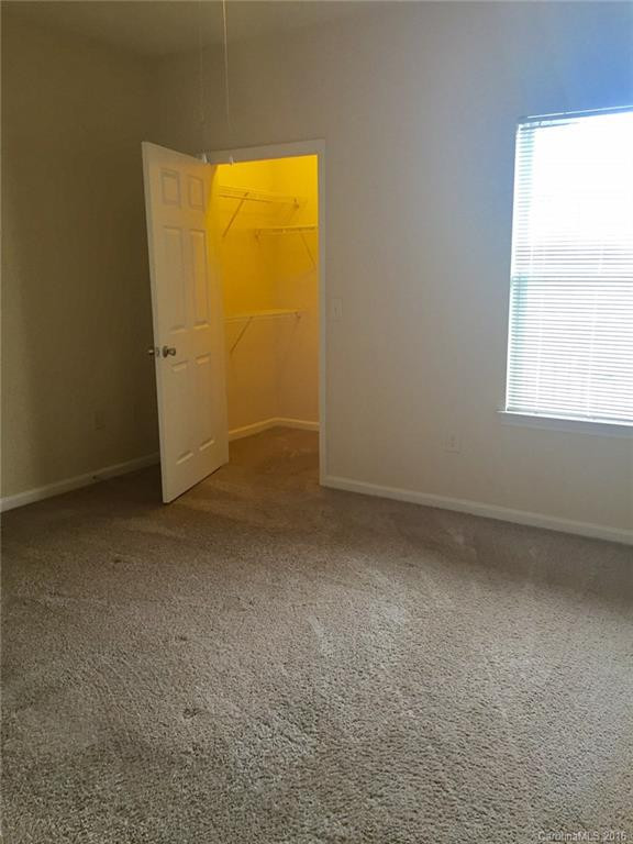 100 Vista Lake Drive #304 - Photo 8