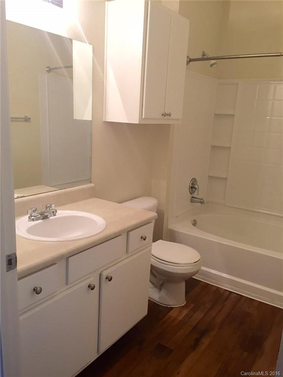 100 Vista Lake Drive #304 - Photo 9