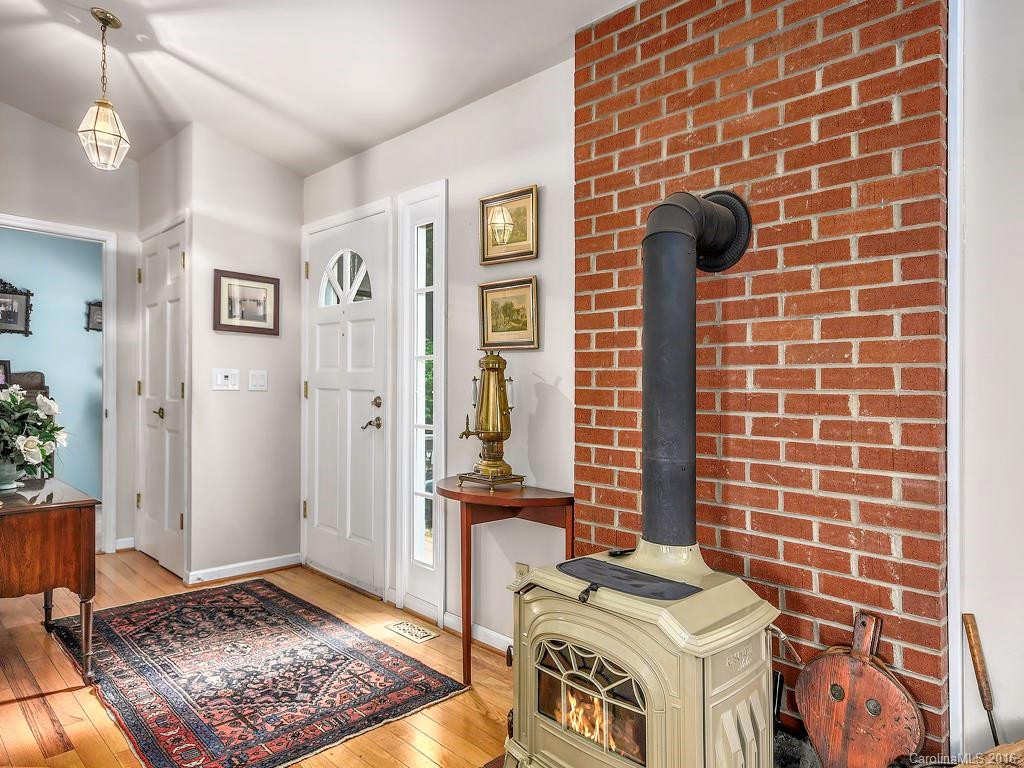 370 Heatherly Heights Road - Photo 2