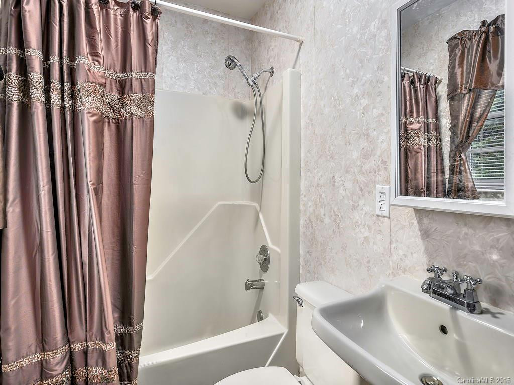 370 Heatherly Heights Road - Photo 14