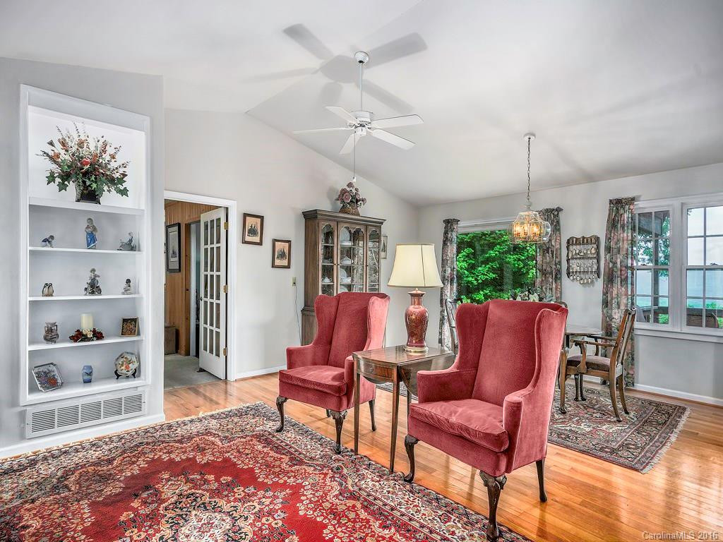 370 Heatherly Heights Road - Photo 4