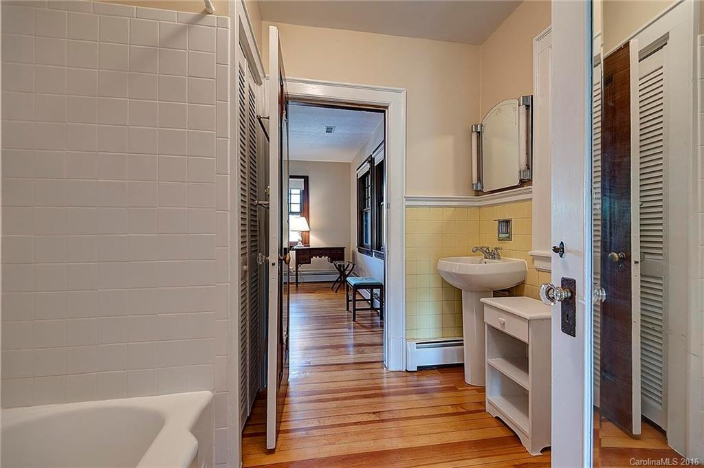 62 Gertrude Place - Photo 19