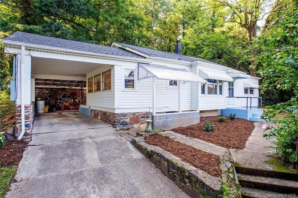 41 Blackstone Avenue