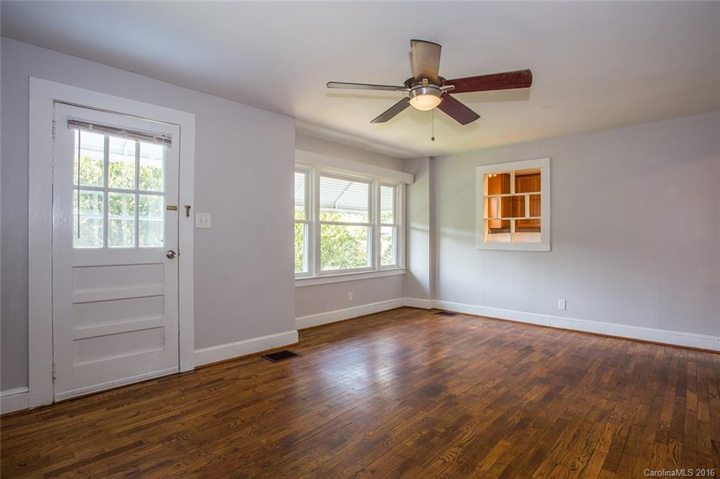 41 Blackstone Avenue - Photo 3