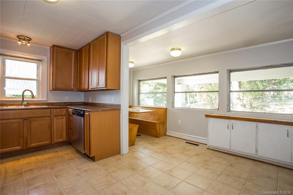41 Blackstone Avenue - Photo 6