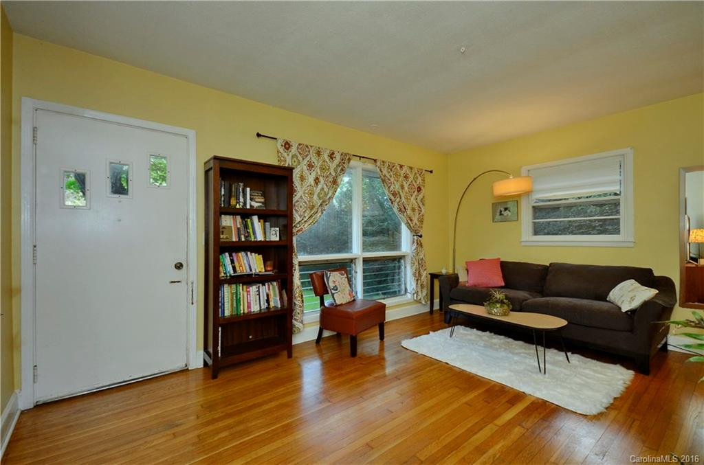 91 Providence Road - Photo 3