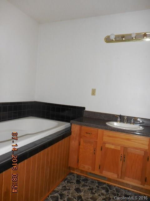 1425 Sorrells Cove Road - Photo 14
