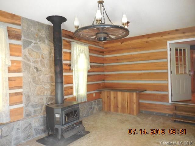 1425 Sorrells Cove Road - Photo 4
