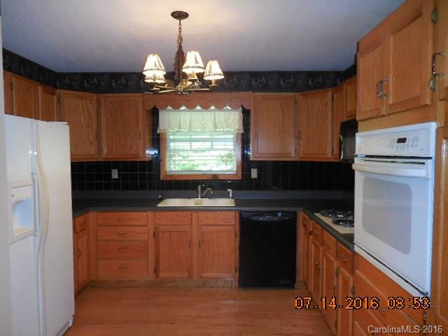 1425 Sorrells Cove Road - Photo 6