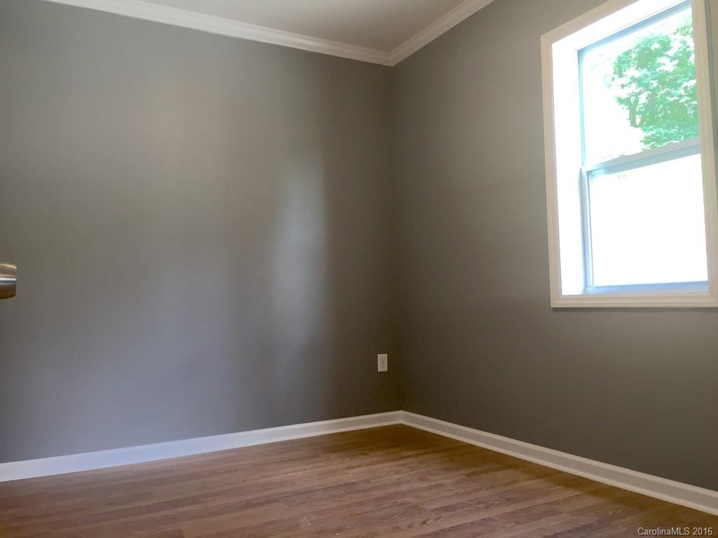 606 Lyndhurst Drive - Photo 7