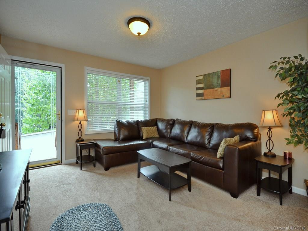 307 Tanbridge Road #55 - Photo 2