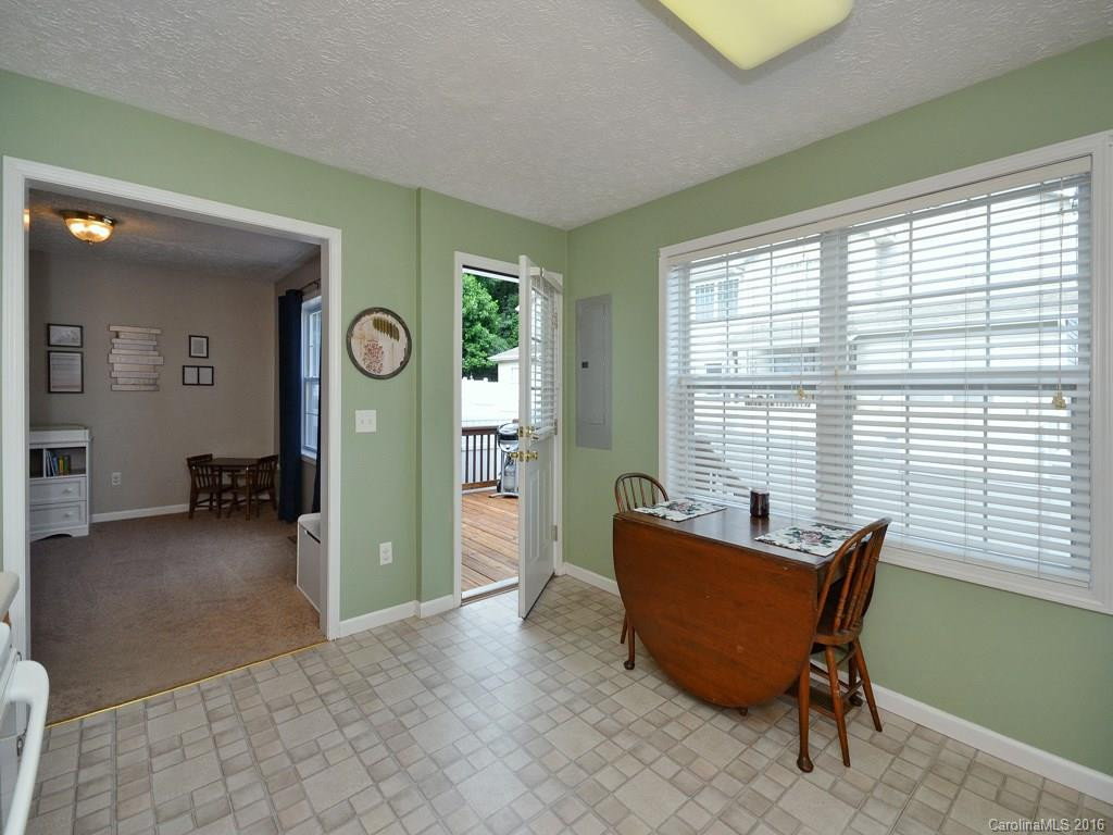 307 Tanbridge Road #55 - Photo 4