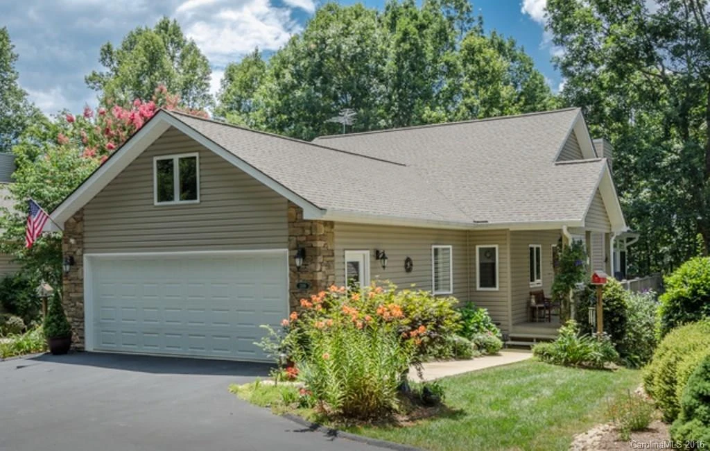 2119 Cumming Woods Court