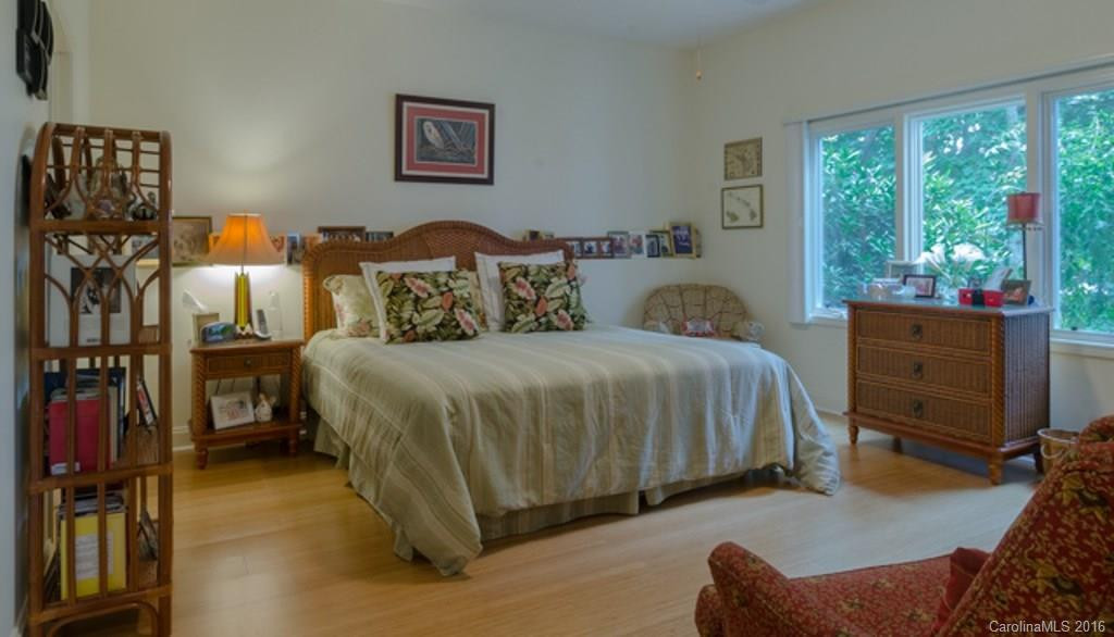 2119 Cumming Woods Court - Photo 15