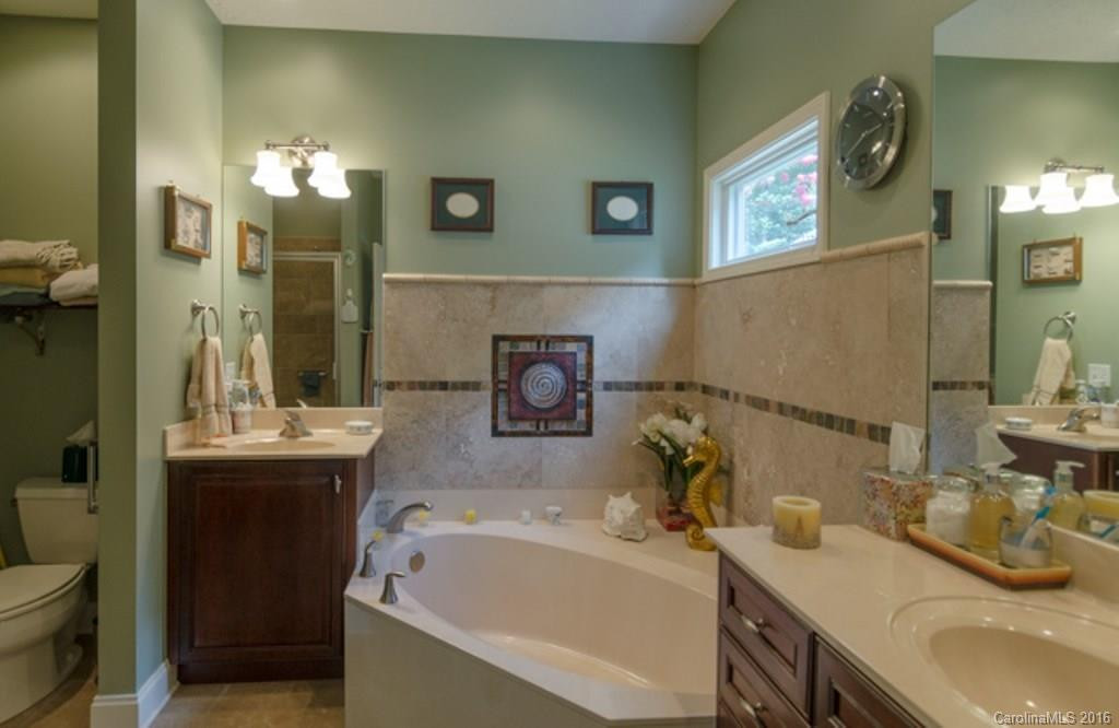 2119 Cumming Woods Court - Photo 10