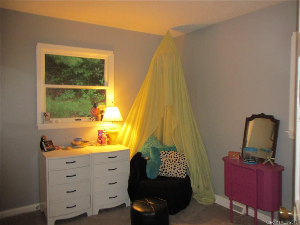 114 Kindy Forest Drive - Photo 13