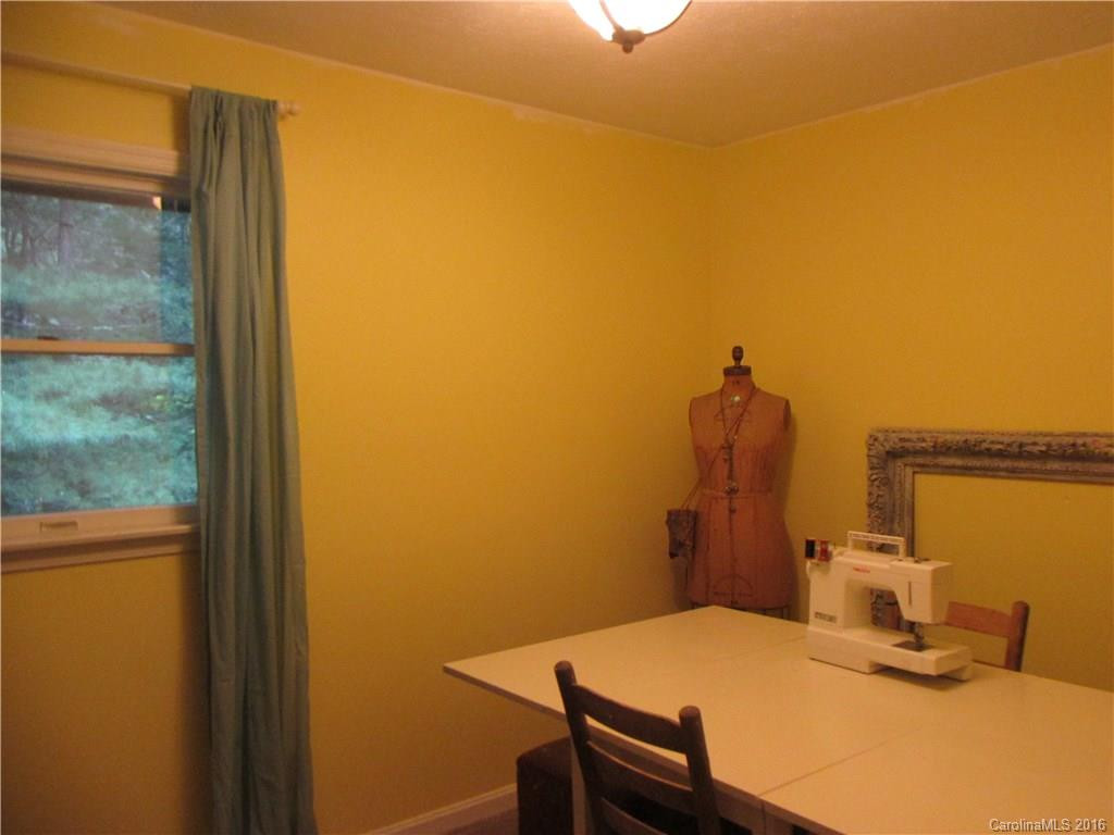 114 Kindy Forest Drive - Photo 10