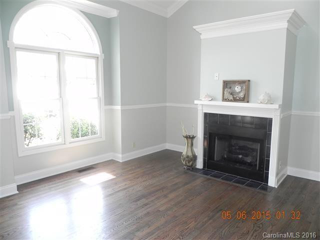 145 Fox Glen Drive - Photo 7