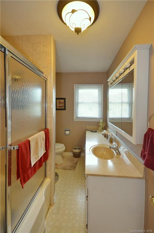 167 Moody Avenue - Photo 11