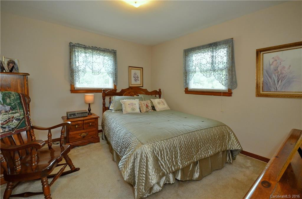 167 Moody Avenue - Photo 12