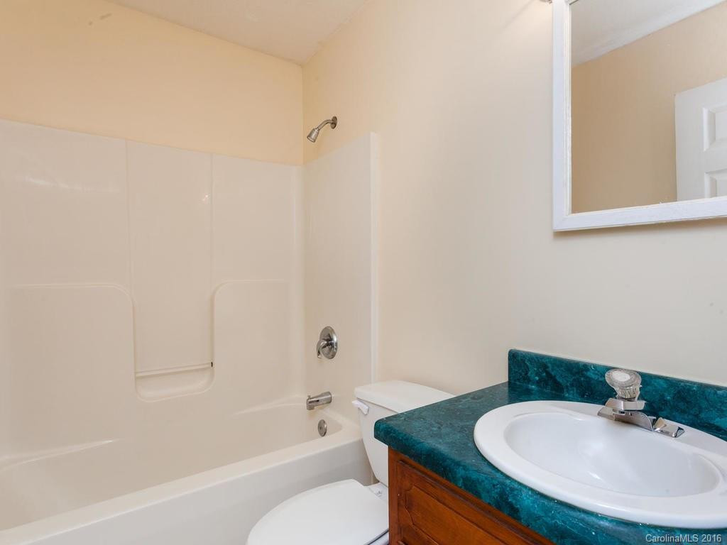 580 Lyndhurst Drive - Photo 20