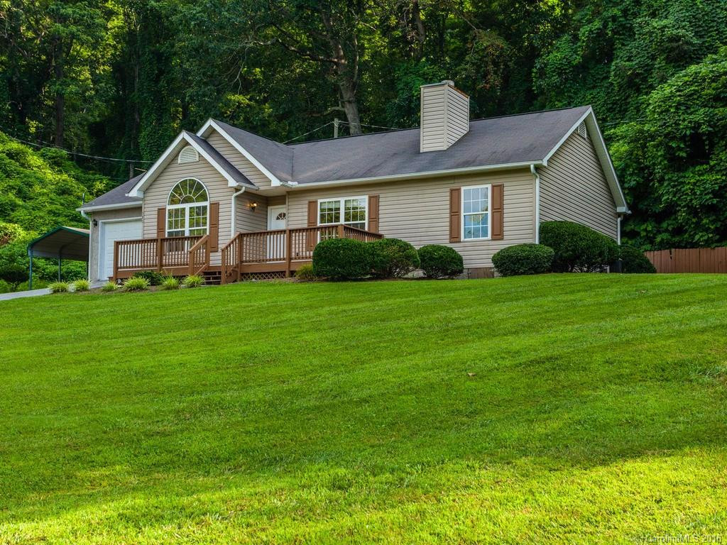 580 Lyndhurst Drive - Photo 3