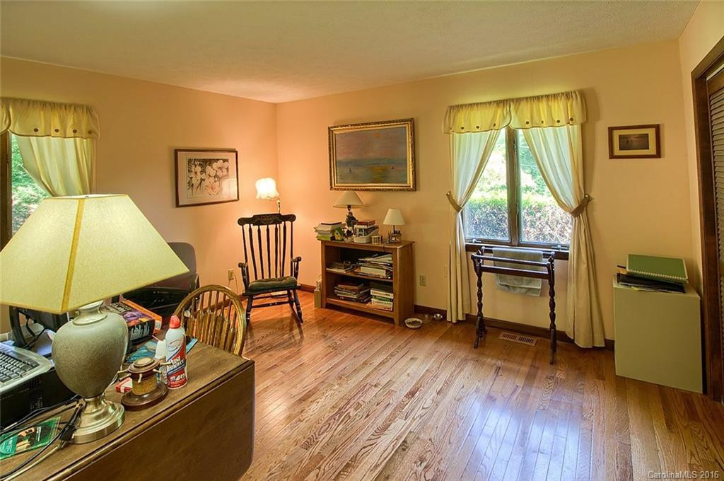 1326 Valmont Drive - Photo 10