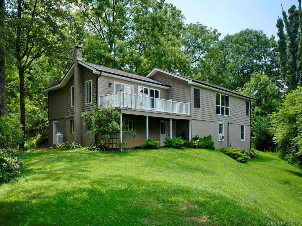 1390 Country Club Road - Photo 2