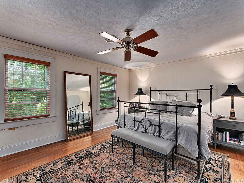 1033 Highland Avenue - Photo 15