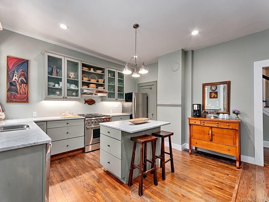 1033 Highland Avenue - Photo 6