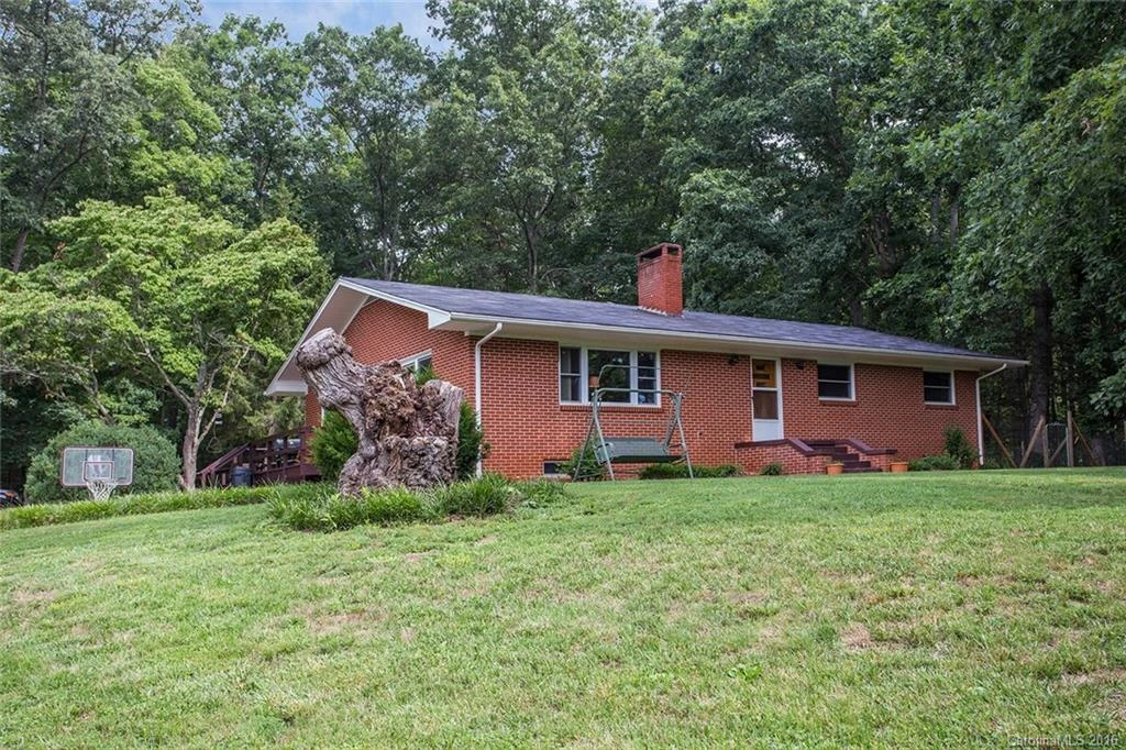422 Emmas Grove Road