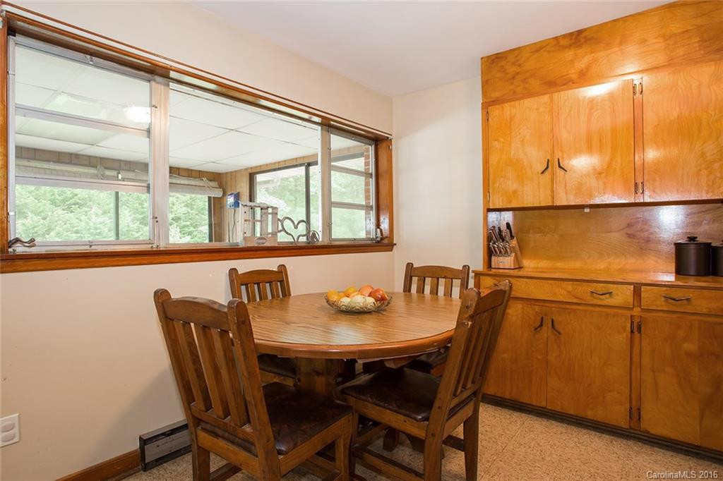 422 Emmas Grove Road - Photo 8