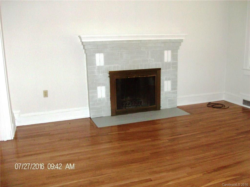 180 Chestnut Street - Photo 3