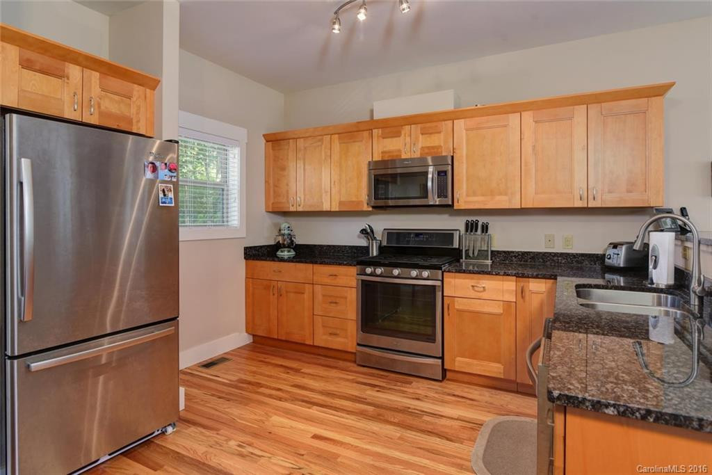 439 Stratford Road - Photo 10