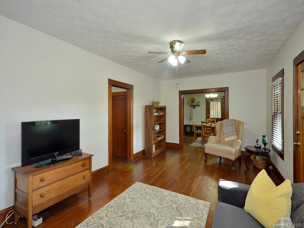273 Lower Edgewood Road - Photo 3