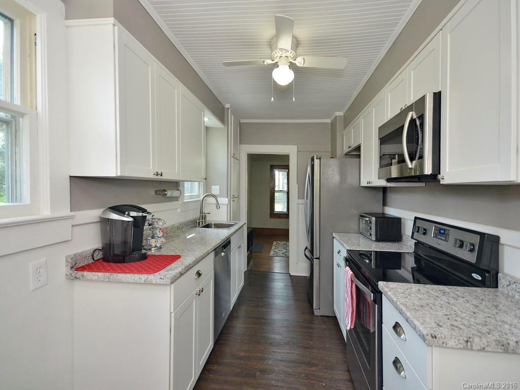 273 Lower Edgewood Road - Photo 4