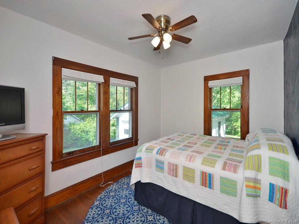 273 Lower Edgewood Road - Photo 7