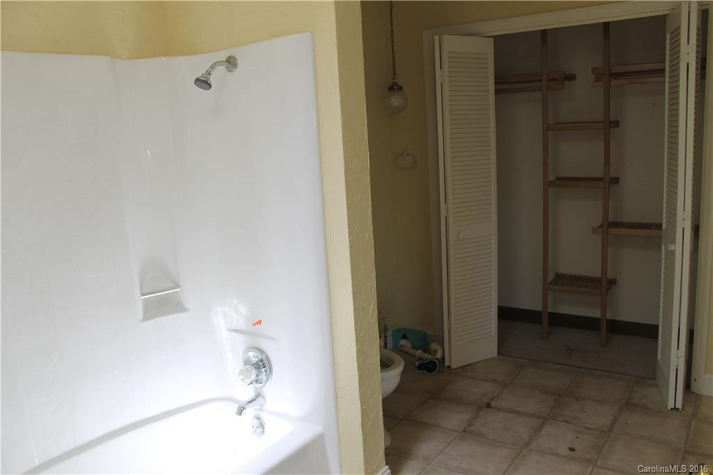 143 Mountainside End - Photo 14