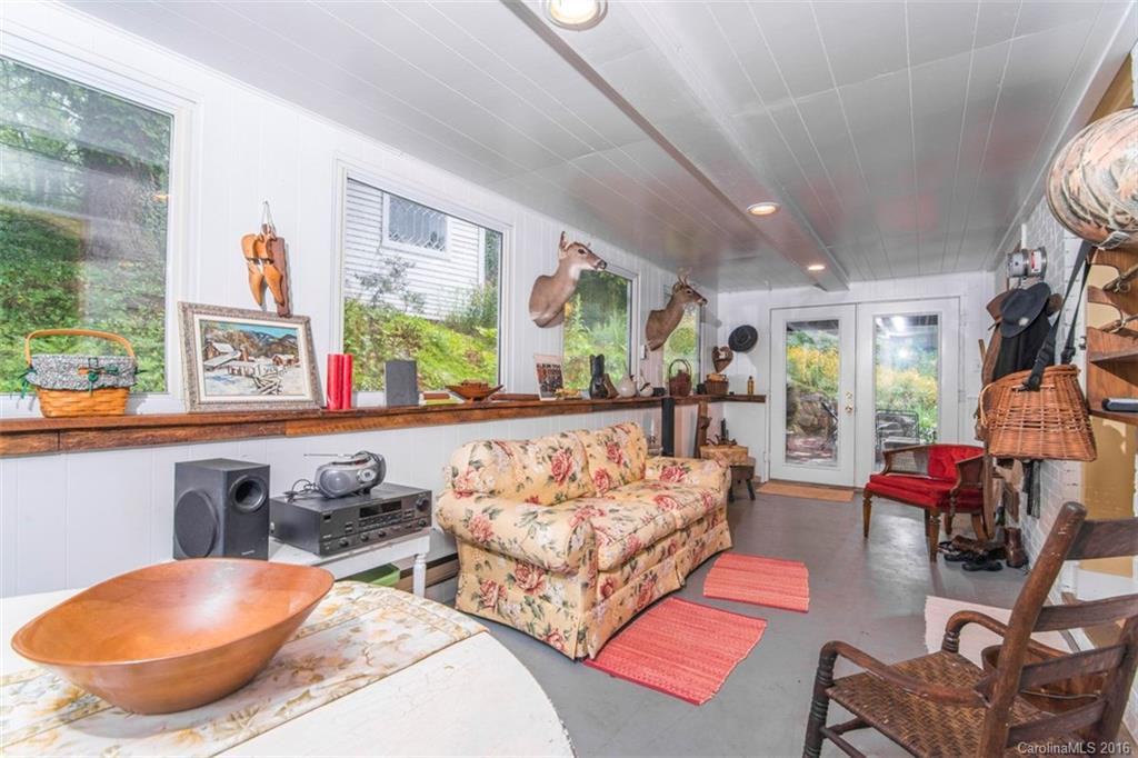 4049 Pigeon Road - Photo 10