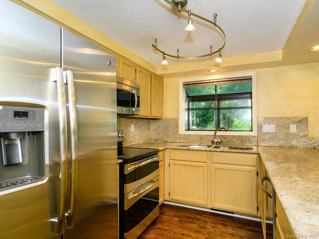 32 Cedarwood Lane #32 - Photo 7