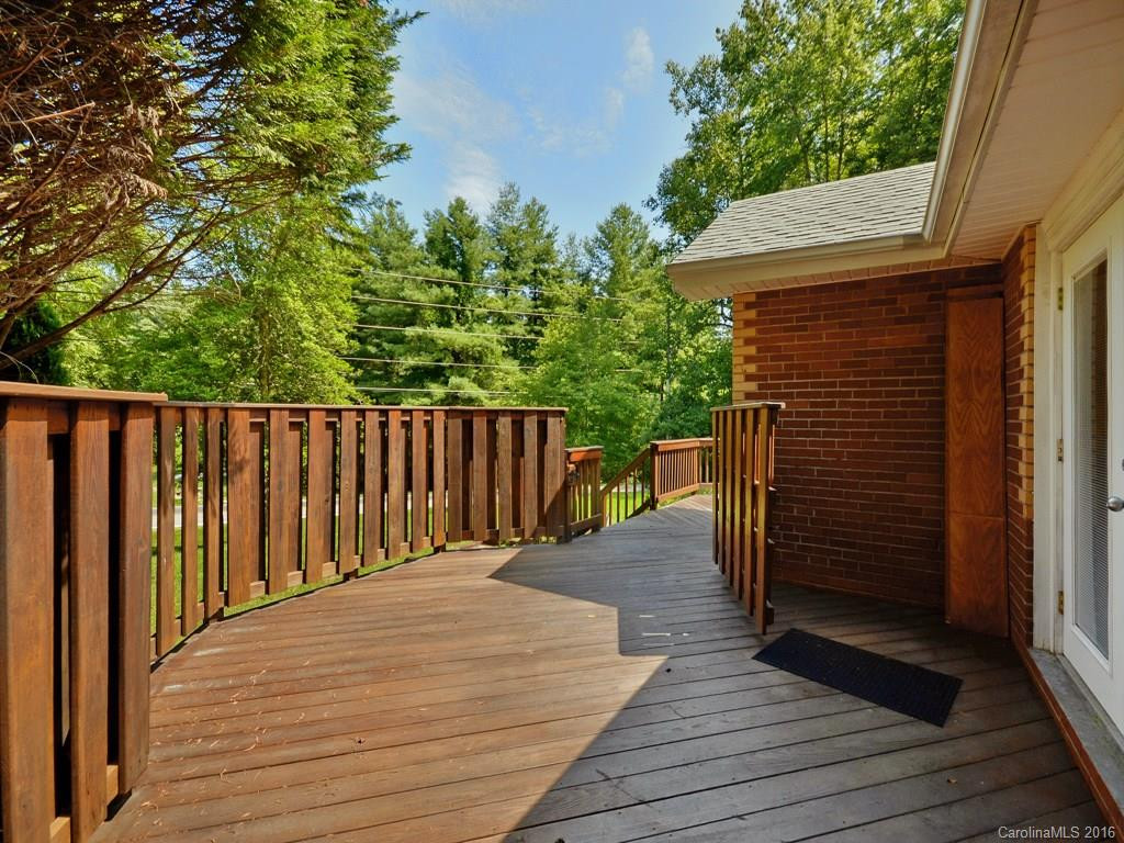 444 Upper Brush Creek Road - Photo 17
