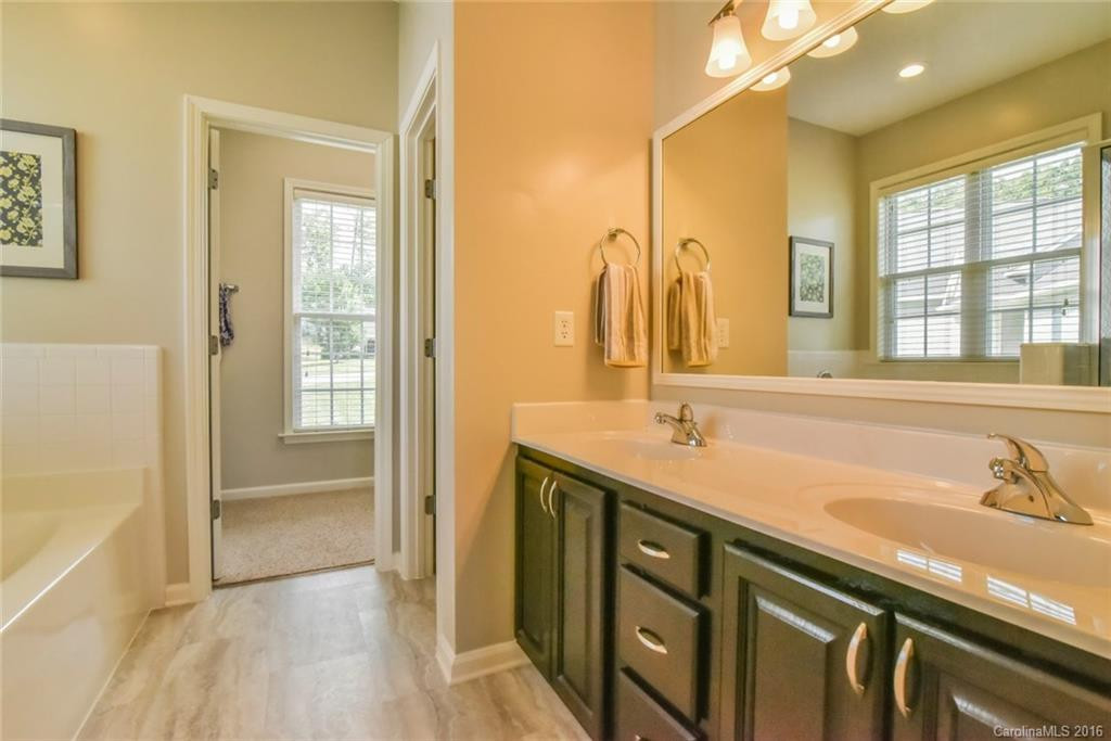 102 Farm Creek Drive - Photo 18