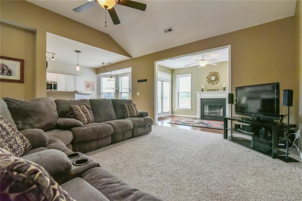 102 Farm Creek Drive - Photo 9