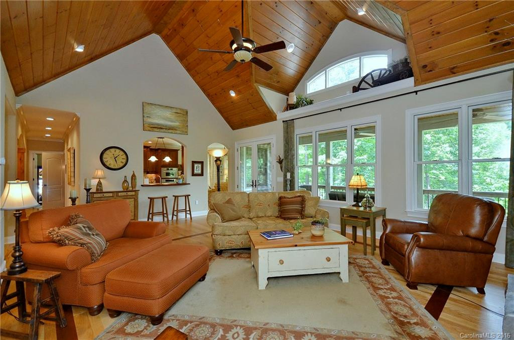 203 Cottonwood Court #S-223 - Photo 5