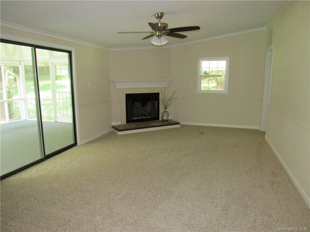 402 Hillcrest Circle - Photo 6