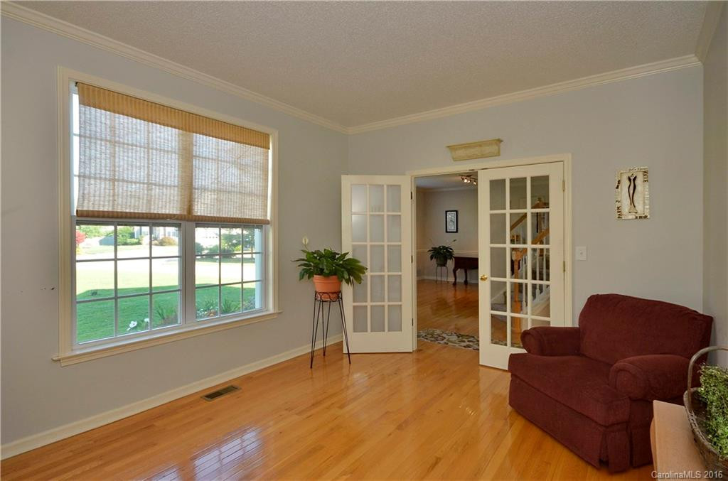 480 English Oak Road - Photo 6
